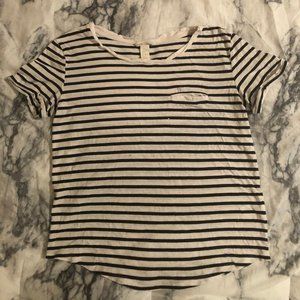 Womens Black and White T-shirt